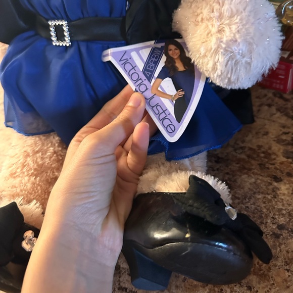 Victoria Justice Build-a-Bear RARE - Picture 6 of 7